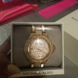 Mickeal kors watch